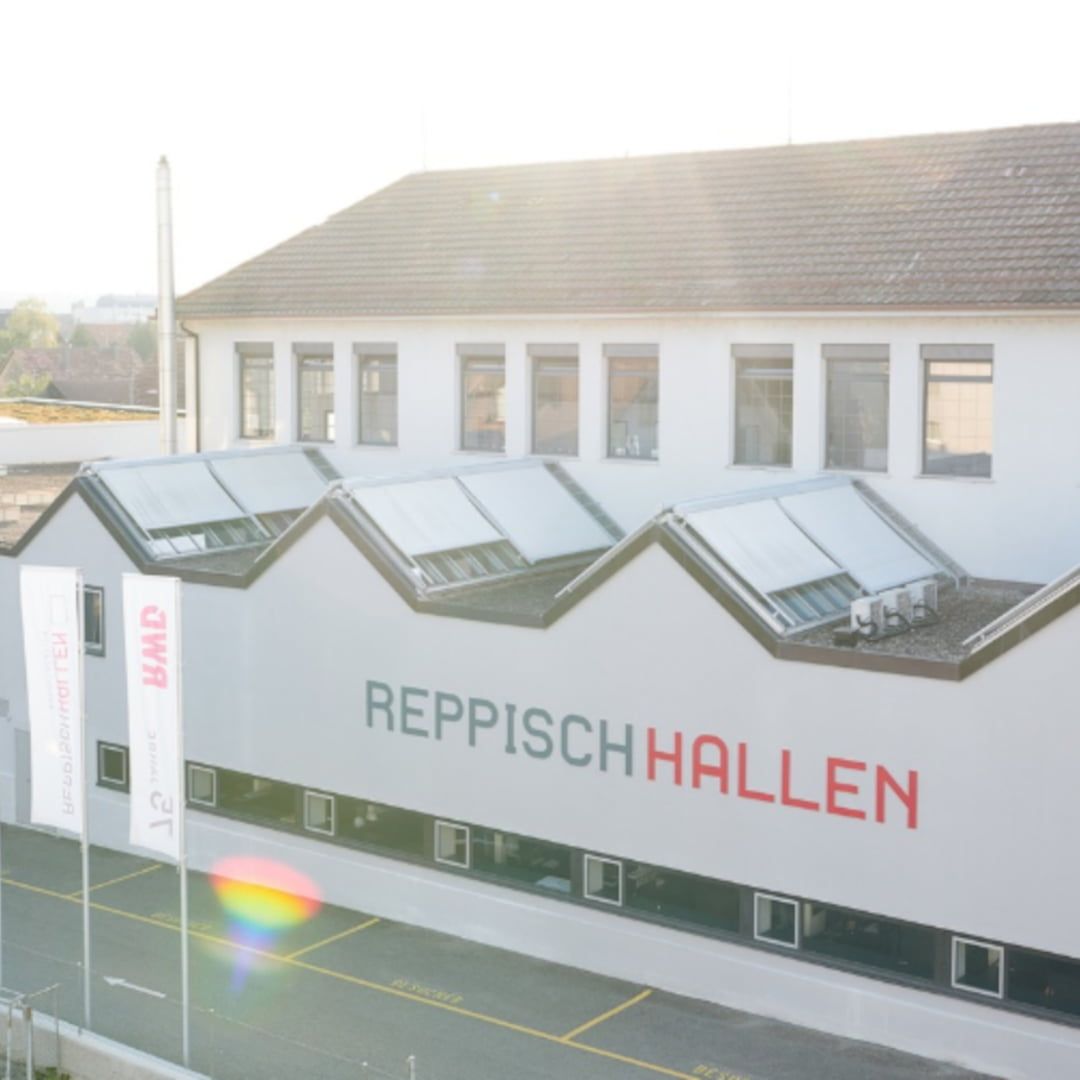 Die Reppischhallen in Dietikon - Gründung von TOP CARE